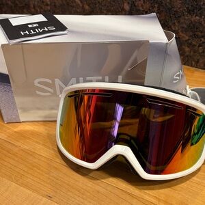 Smith skyline ski goggles